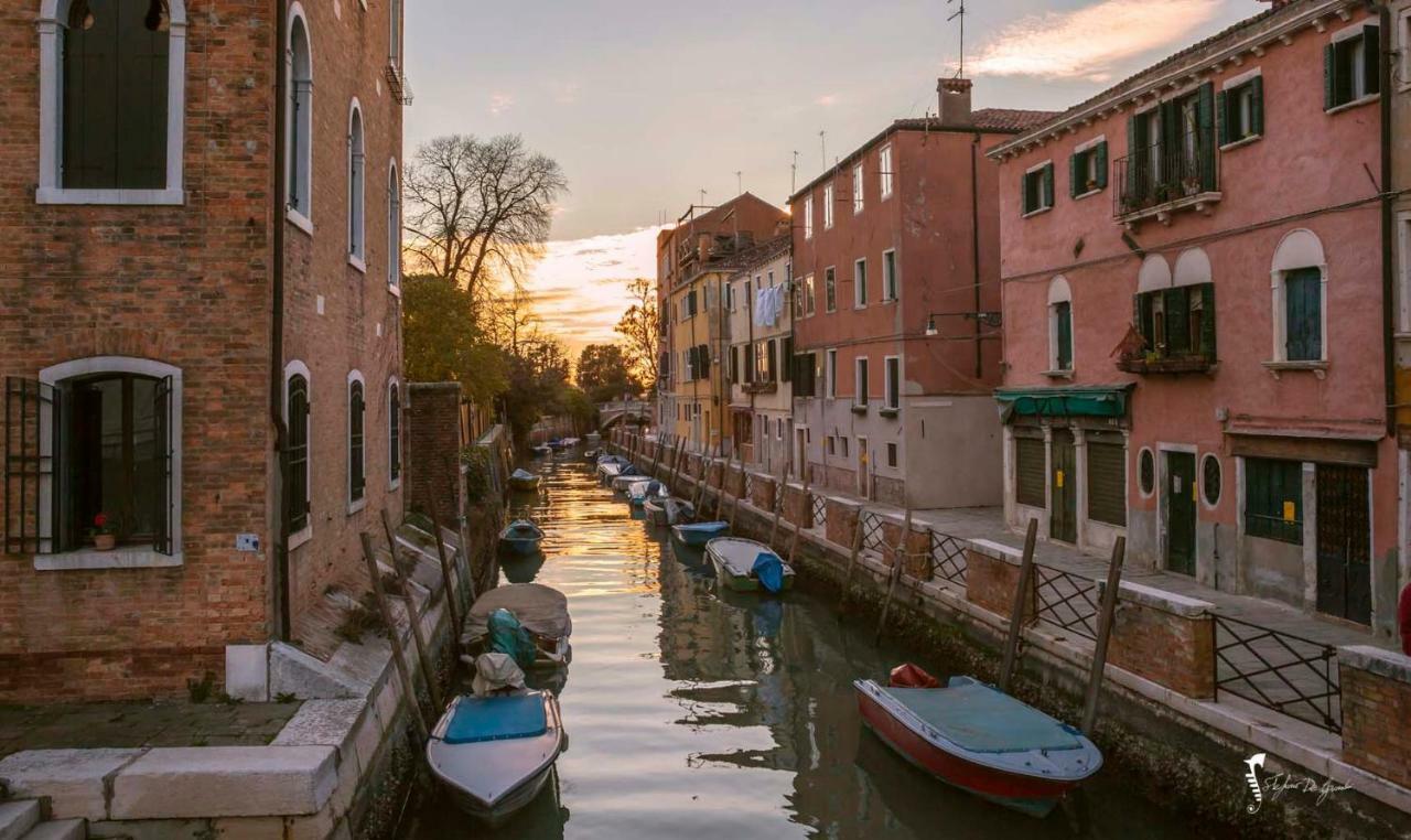 Monolocale La Corte Biennale Velence Kültér fotó